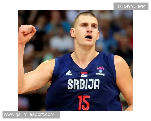 约基奇开季四场三双追平历史纪录期待下场再创辉煌