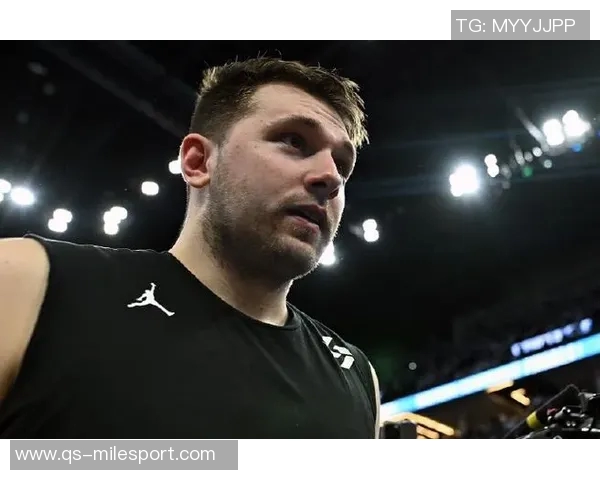 东契奇单打无解湖人防守漏洞显现后场短板依旧难以弥补