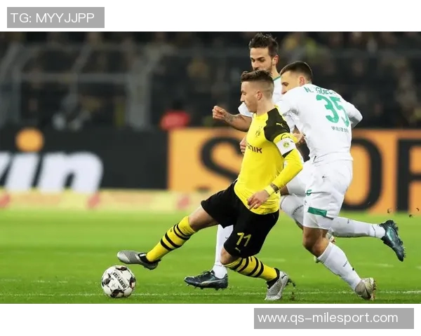 多特蒙德半场领先弗赖堡本塞拜尼进球丘库埃梅卡射门中柱