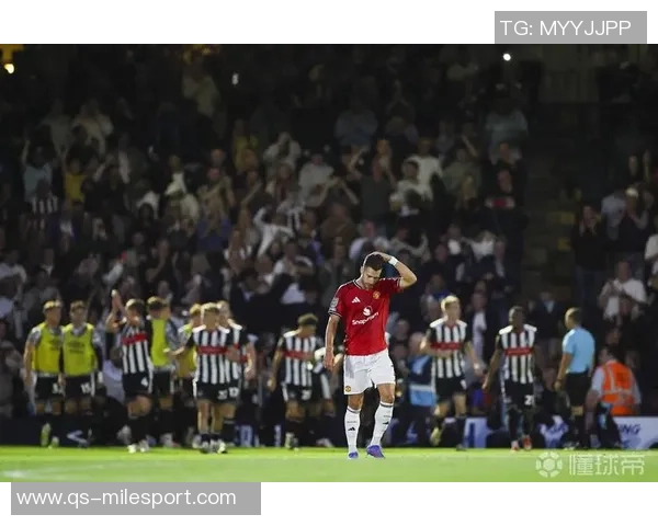 帕夫利季斯在本菲卡首次失点终结15罚全中纪录对阵尤文滑倒成关键时刻