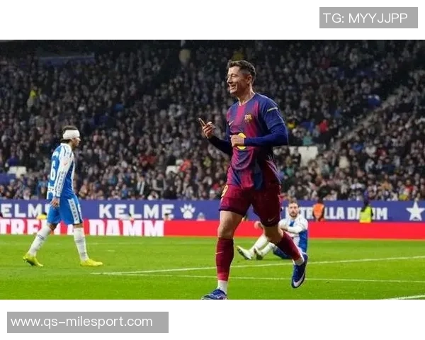 弗里克巧妙应对前锋选择难题费兰与莱万谁能赢得首发机会