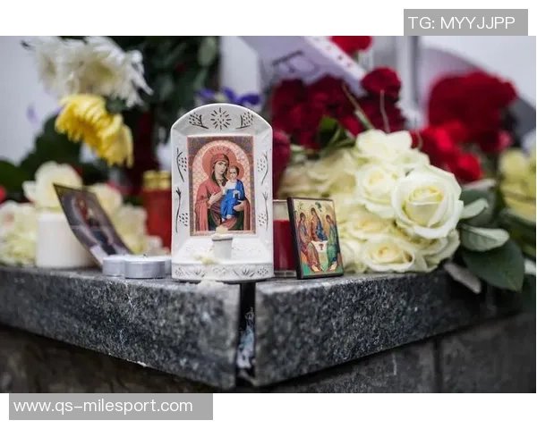 悼念维科特巴黎圣日耳曼前主帅离世俱乐部官方发文致以哀悼