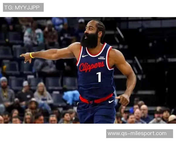 快船奋战无小卡需降低失误才能赢得比赛胜利