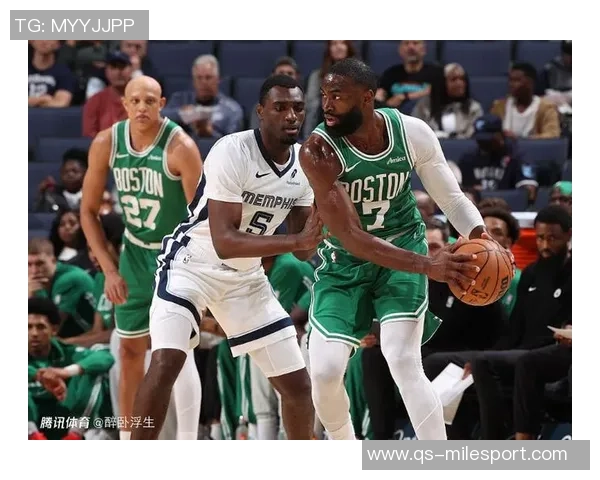 快船半场落后绿军8分小卡表现平平科林斯和怀特联手发力助球队争胜